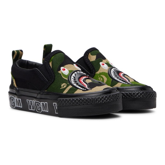 BAPE Kids Green & Black Abc Camo Shark Sneakers - Picture 1 of 4
